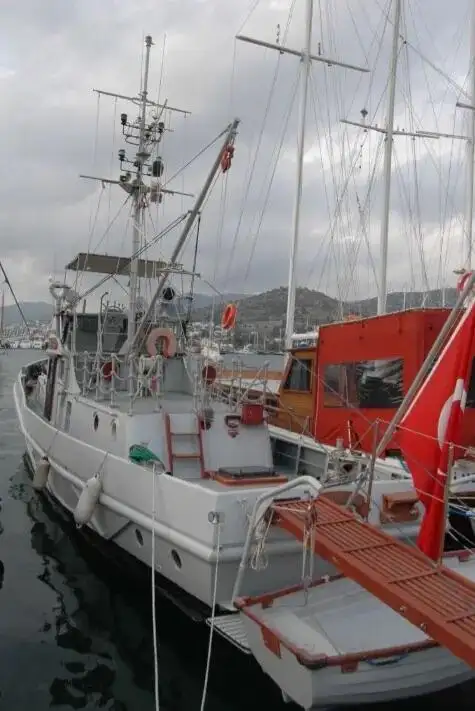 Barco de bomberos en venta