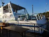 Buque de crucero en venta
