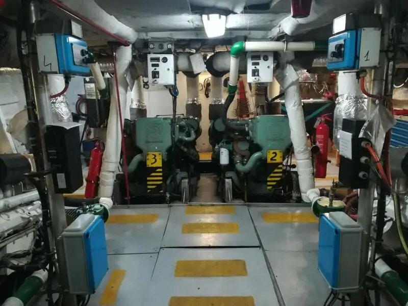 Lancha de tripulación en venta