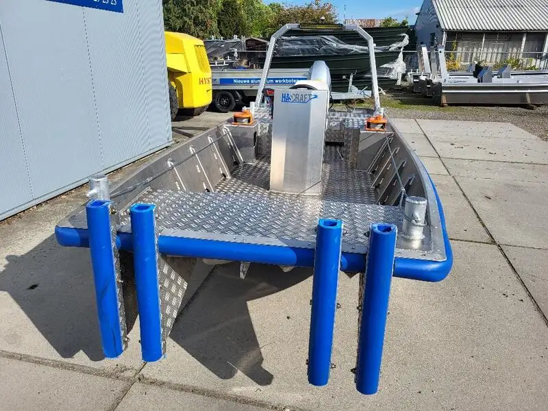 Embarcaciones de trabajo en venta