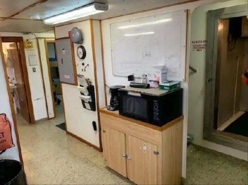 Buque de suministro rápido (FSV) en venta
