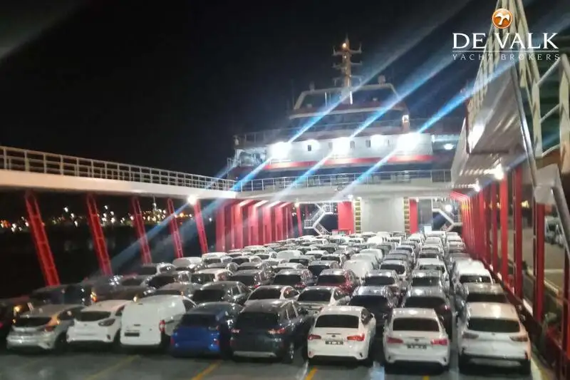 Buque de ferry en venta
