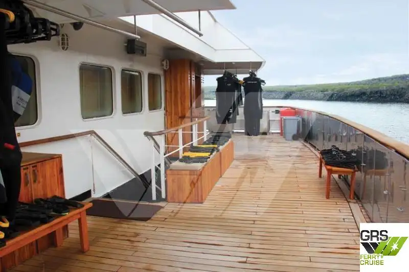 Buque de crucero en venta
