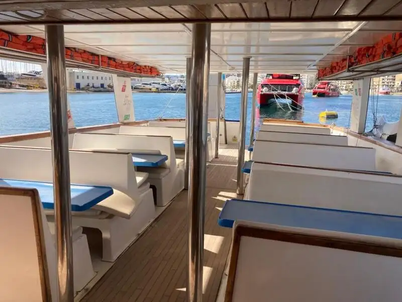 Buque de ferry en venta