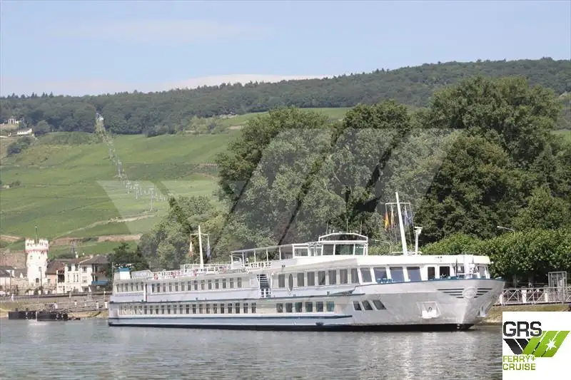 Buque de crucero en venta