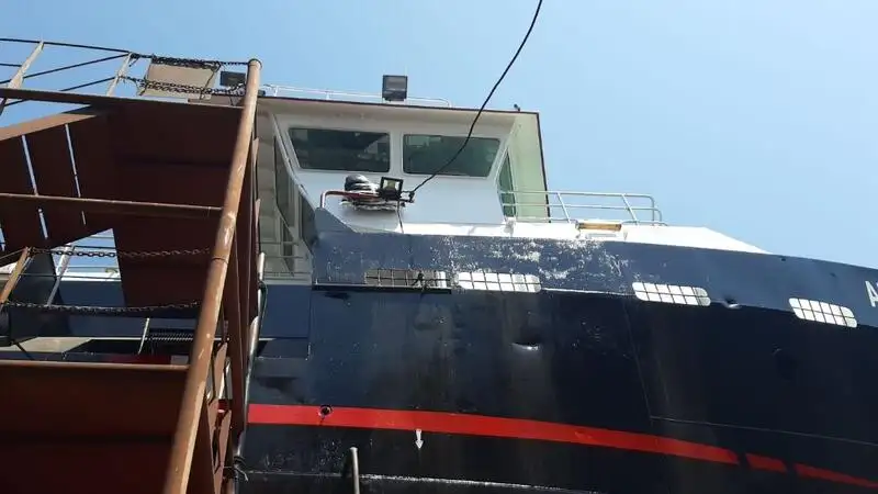 Buque de suministro en venta