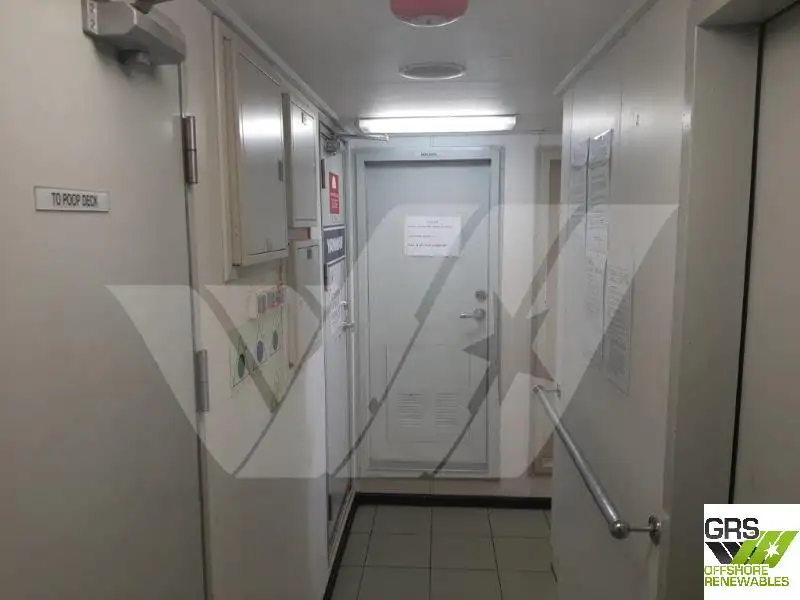 Buque de desembarco, tanque en venta