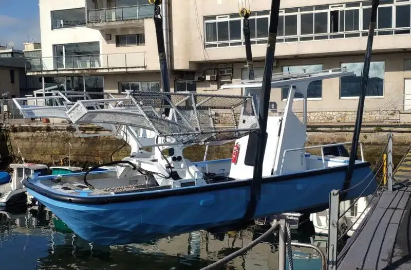 Petrolero de aguas de sentina en venta