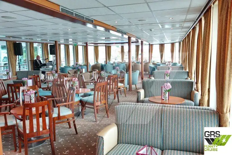 Buque de crucero en venta