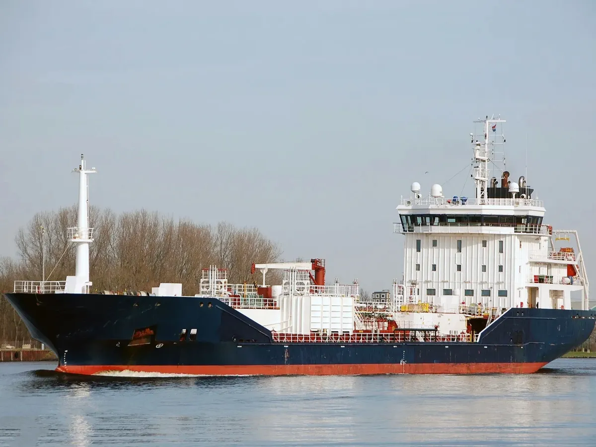 Petrolero de aprovisionamiento en venta