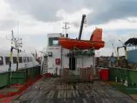 Buque portacontenedores en venta