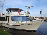 Buque de pasajeros en venta