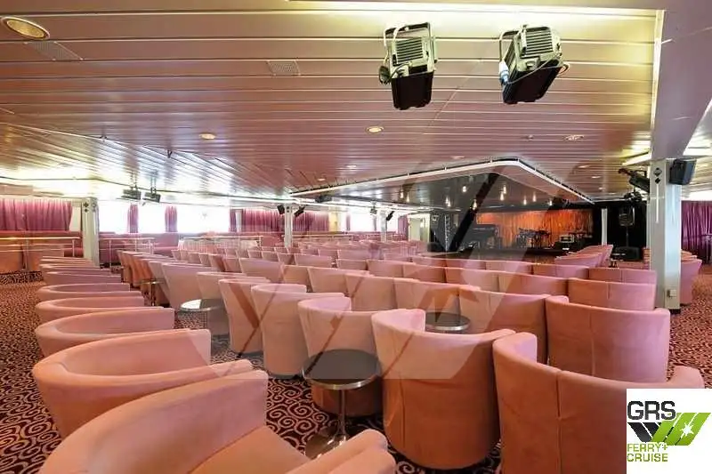 Buque de crucero en venta