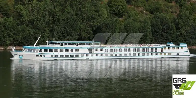 Buque de crucero en venta