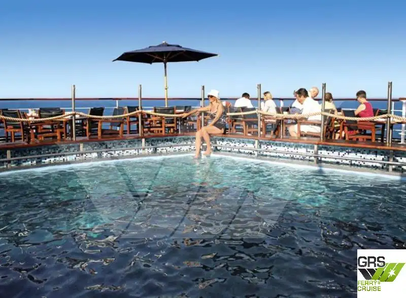 Buque de crucero en venta