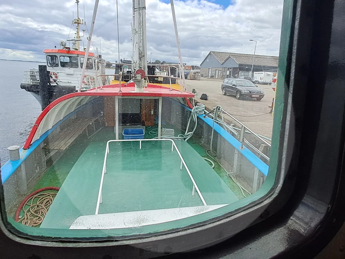 Buque de pesca en venta