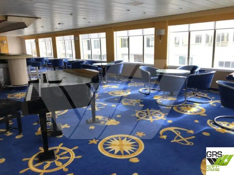 Buque de crucero en venta