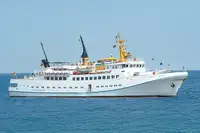Buque de crucero en venta