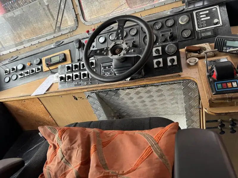 Lancha piloto en venta