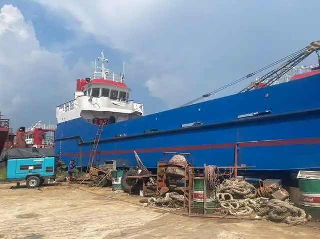 Buque de desembarco, tanque en venta