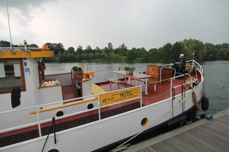 Buque de crucero en venta