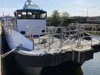 Buque portacontenedores en venta