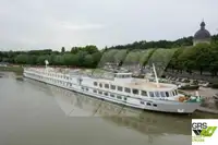 Buque de crucero en venta