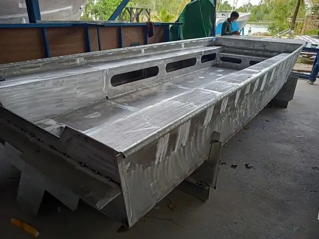 Embarcaciones de trabajo en venta