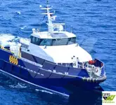 Barco de tripulación en venta
