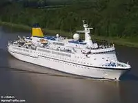 Buque de crucero en venta