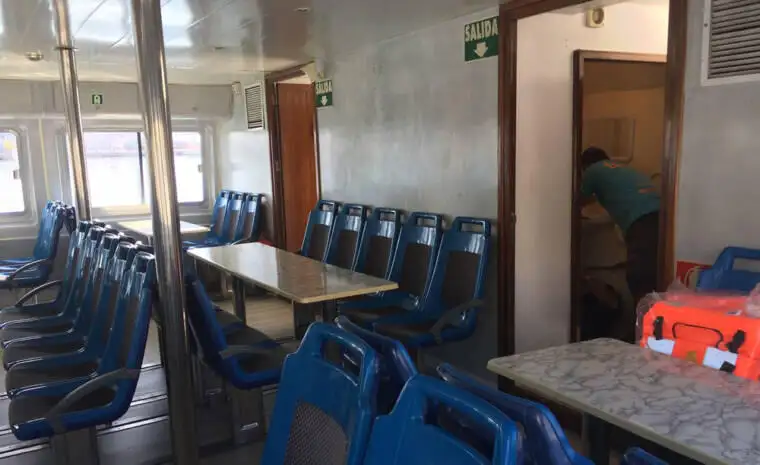 Buque de ferry en venta