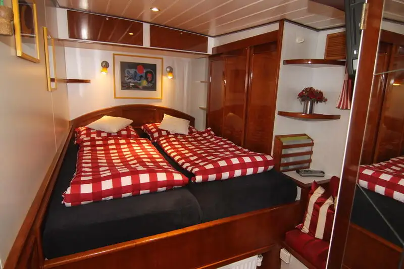 Buque de crucero en venta