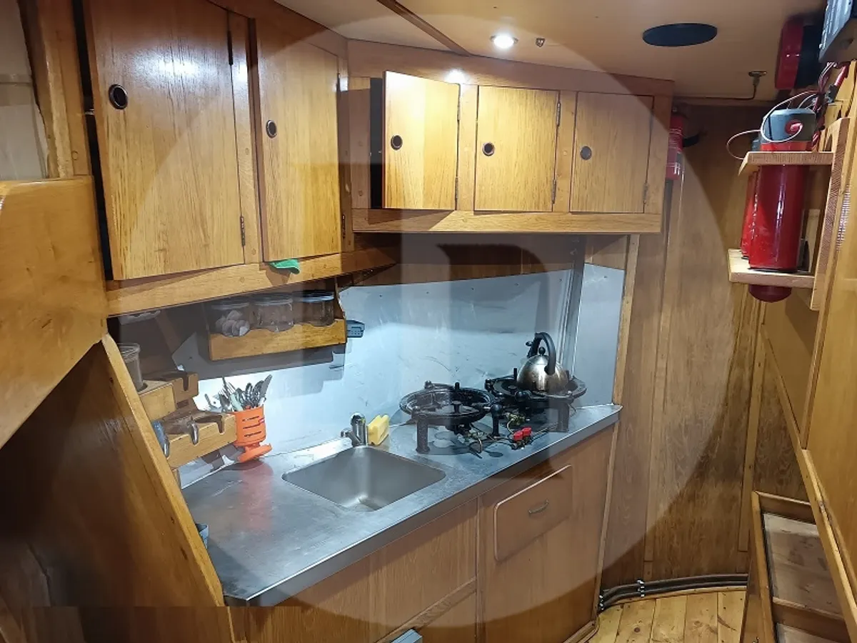 Buque transportador de peces vivos en venta