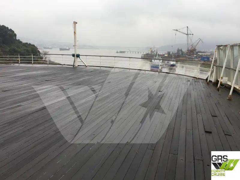 Buque de crucero en venta