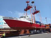 Buque portacontenedores en venta