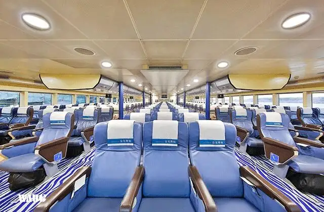 Buque de pasajeros en venta