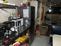 Buque de investigación en venta