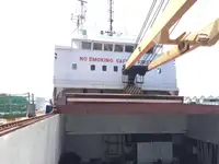 Buque frigorífico en venta