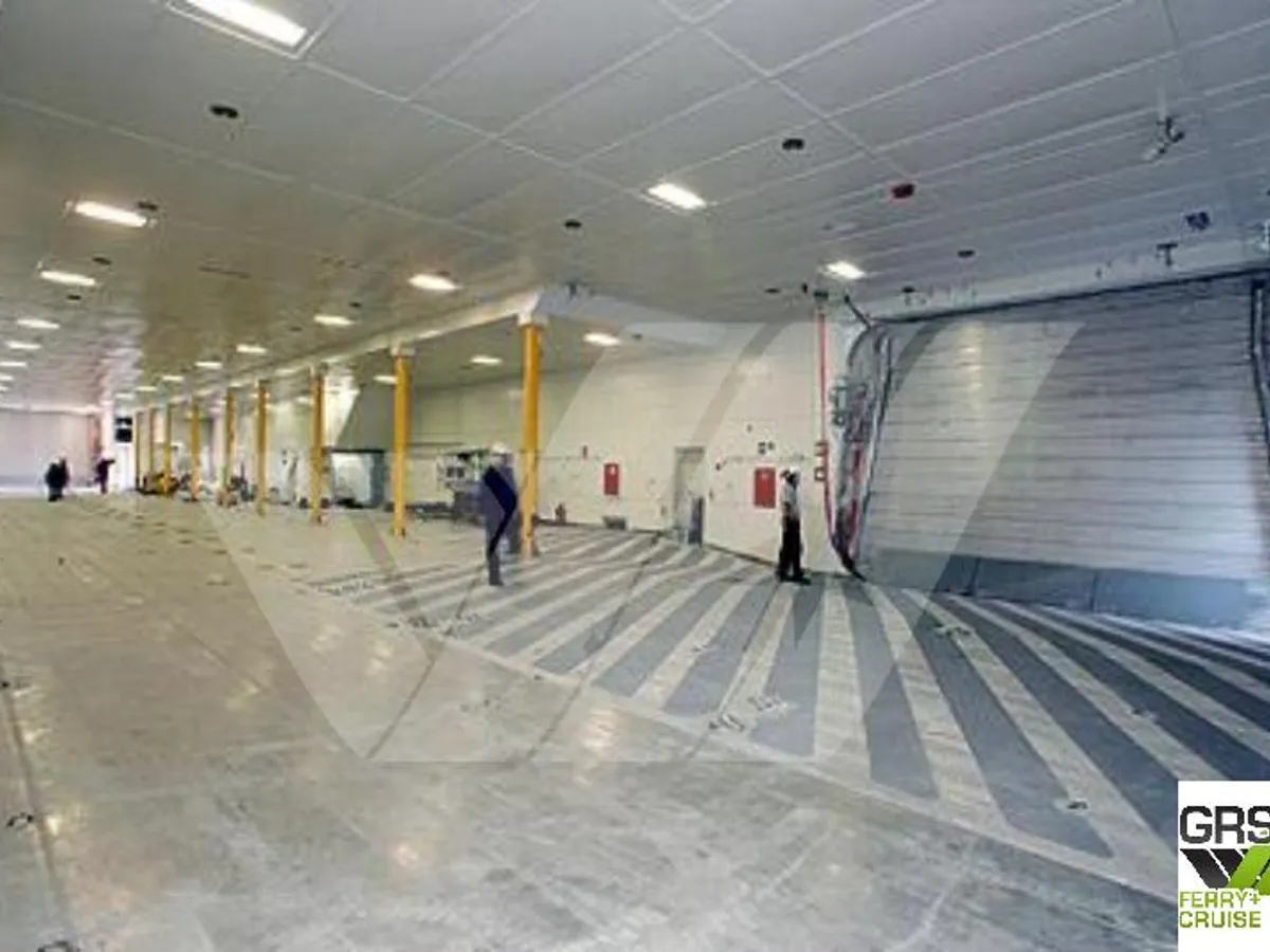 Buque RoPax en venta