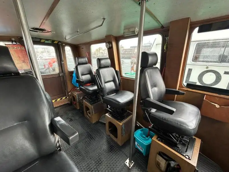 Lancha piloto en venta