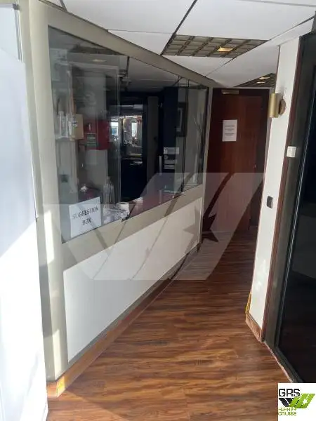 Buque de crucero en venta