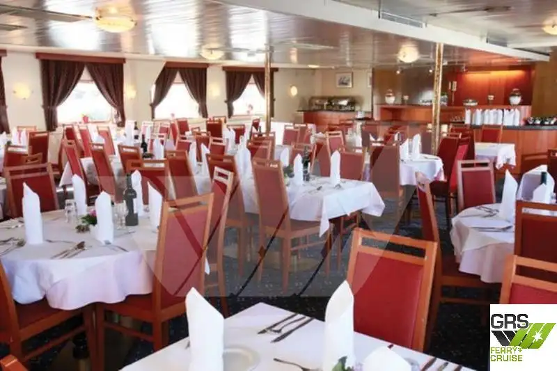 Buque de crucero en venta