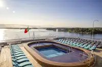 Buque de crucero en venta