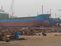 Buque portacontenedores en venta