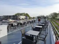 Buque de crucero en venta