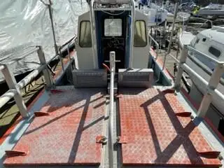Buque transportador de GNL en venta