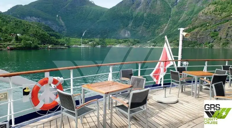 Buque de crucero en venta