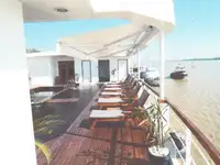 Buque de crucero en venta