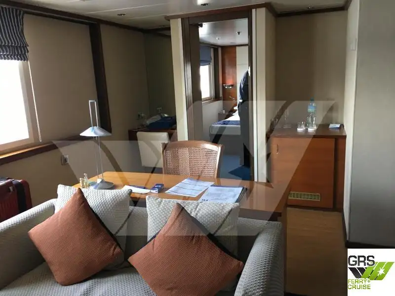Buque de crucero en venta