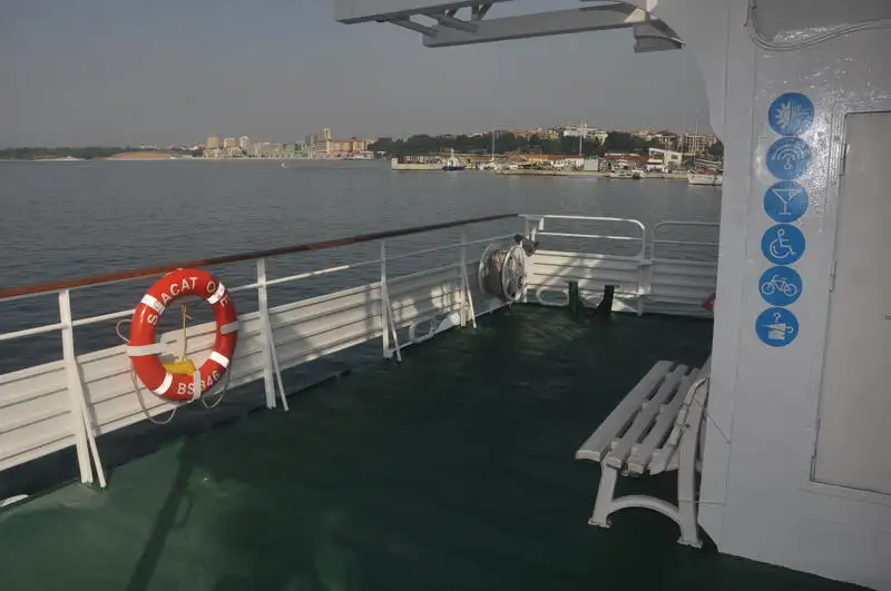 Buque de crucero en venta